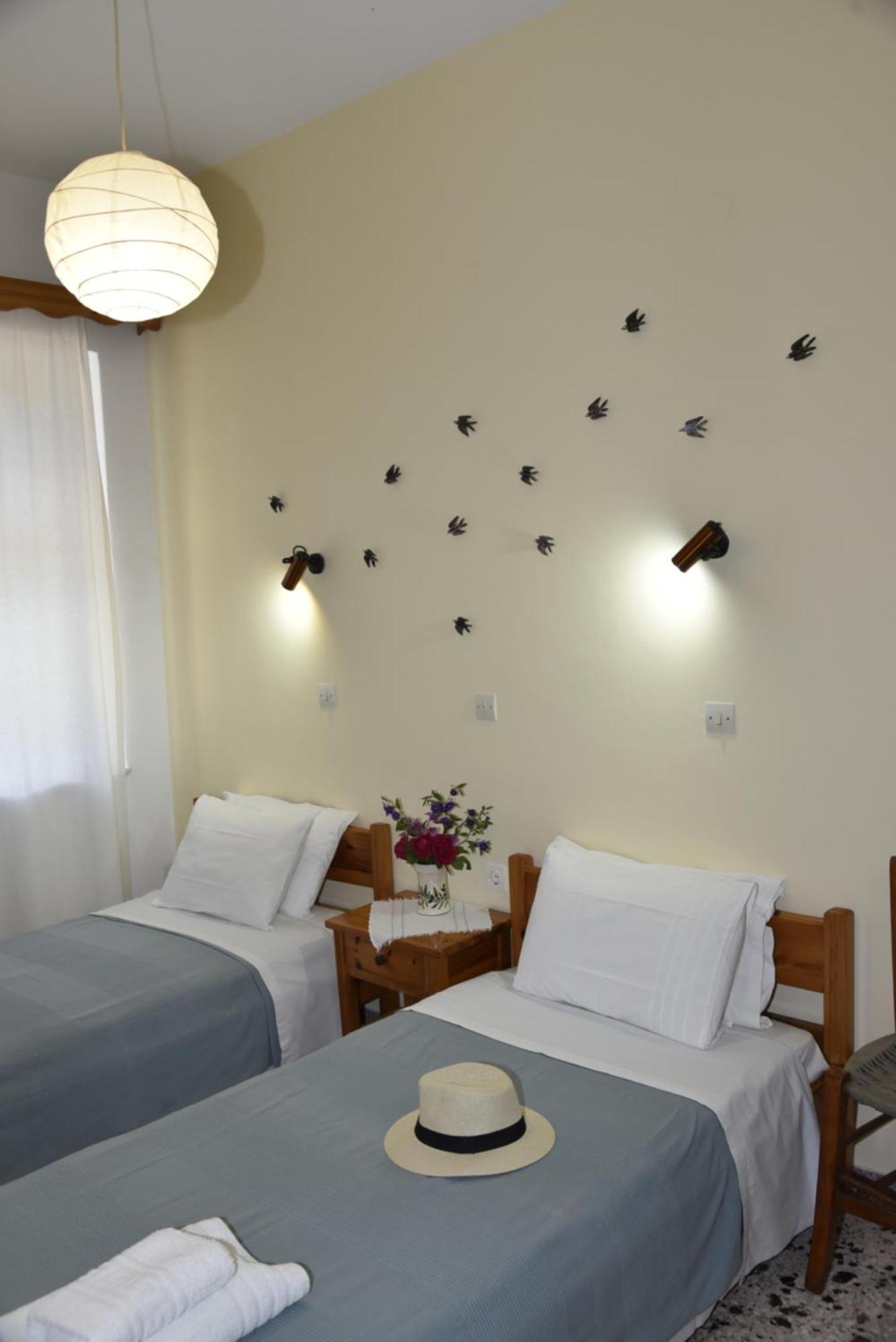Evanthia Toroz Rooms & Studios Mithimna Extérieur photo